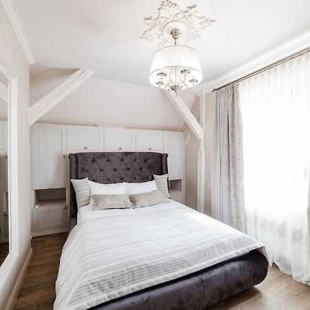 Lux Apartment On Duhnovicha Street .Free Parking. Ungvár Kültér fotó
